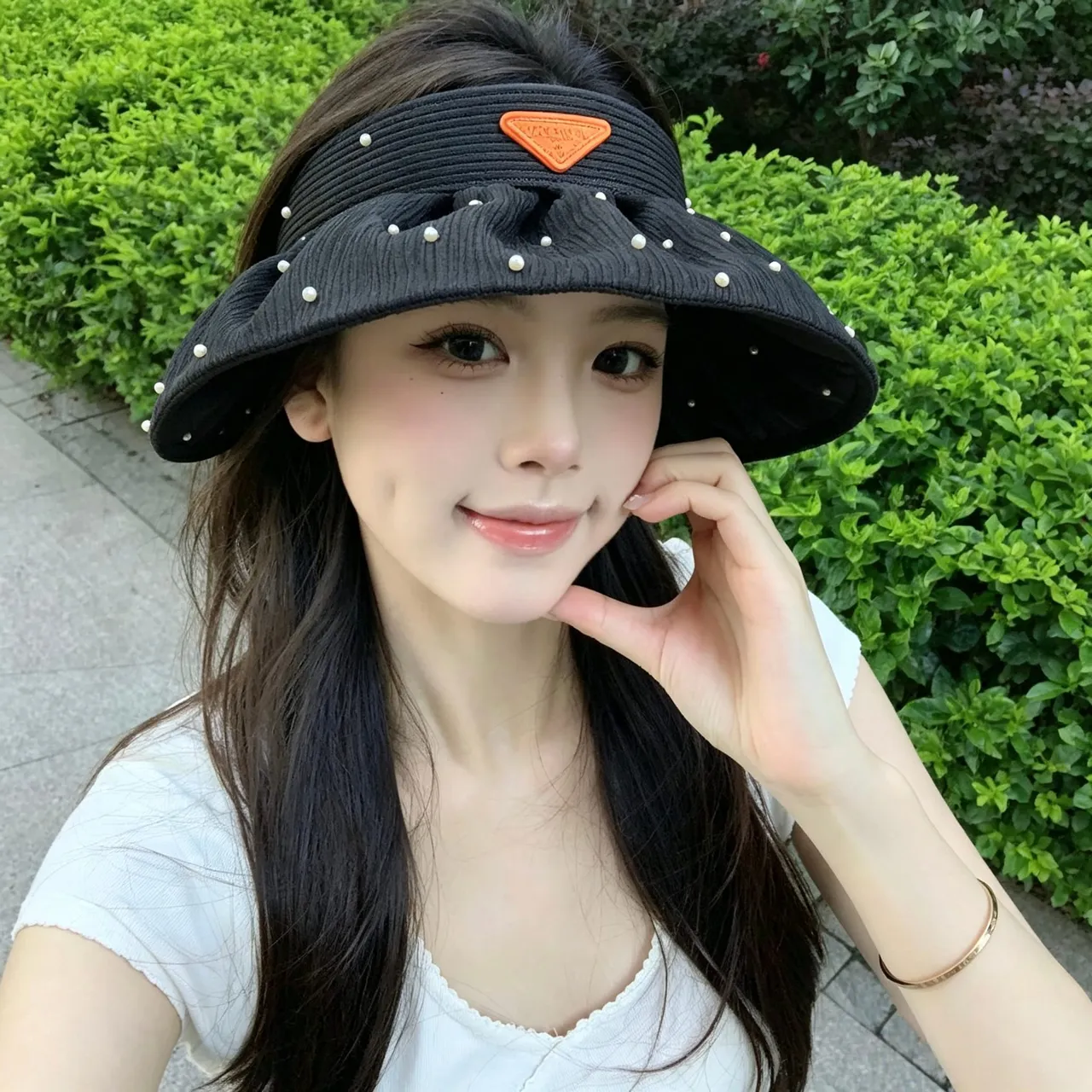 Burberry Beige Black Woven Straw-Like Material Check-Pattern Trim Bucket Hat 8