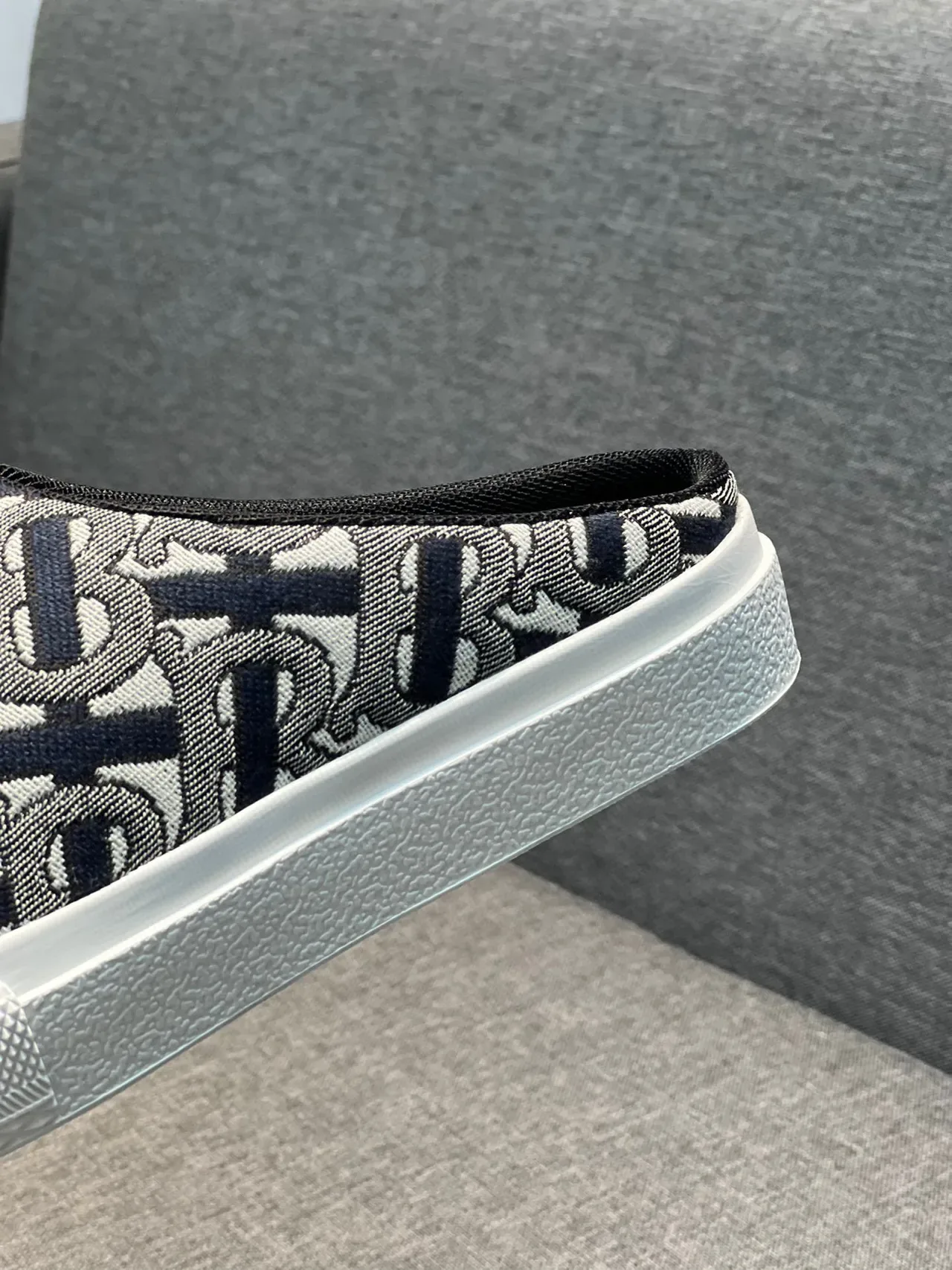 Burberry Beige Navy Monogram Jacquard Mule Backless Zapatos Casuales 8