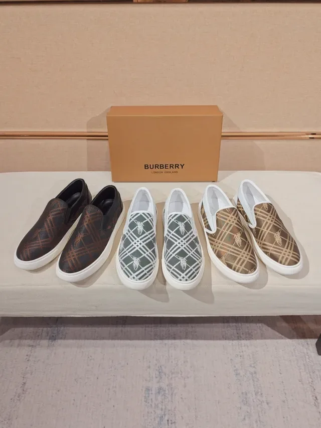 Burberry Check Tênis Slip-On Navy Brown White Lifestyle Sneakers 2
