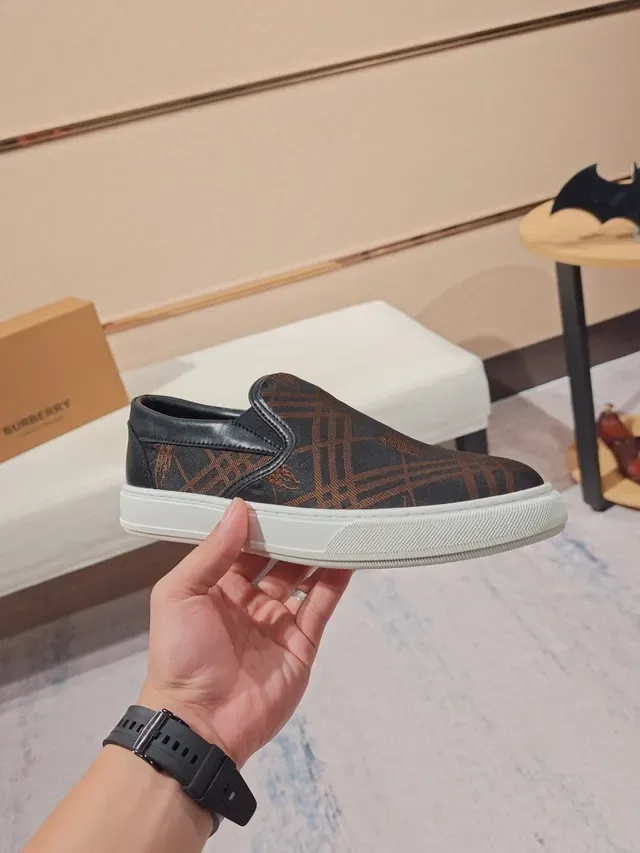 Burberry Check Tênis Slip-On Navy Brown White Lifestyle Sneakers 5