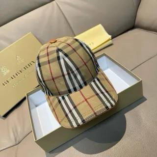 Burberry Classic Check 棒球帽