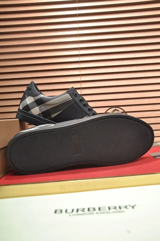 Burberry House Check Panel Black Lifestyle Sneakers 2