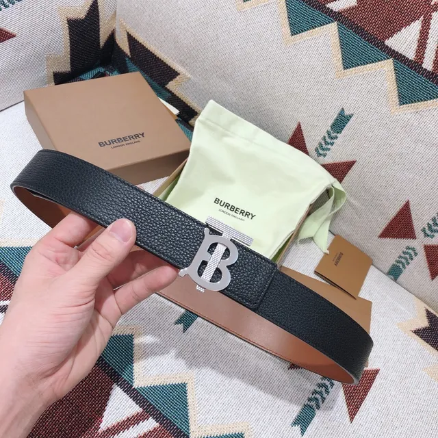 Burberry Knight Belt Cinturón Negro de Cuero Granulado Hebilla de Tono Plateado Cinturón de Cuero 8