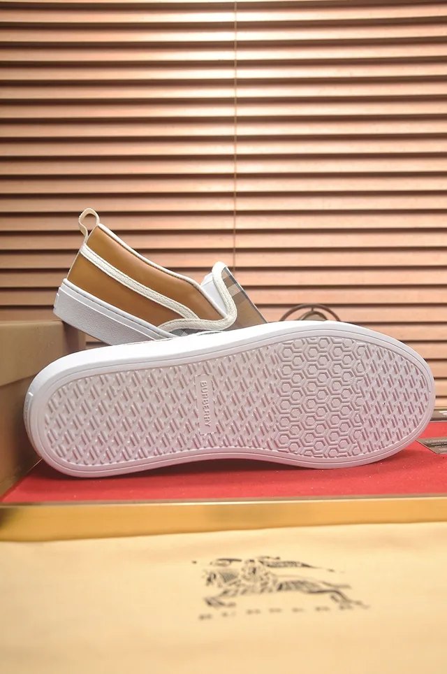 Burberry Knight Check Pattern Chaussures de mode de vie slip-on 2