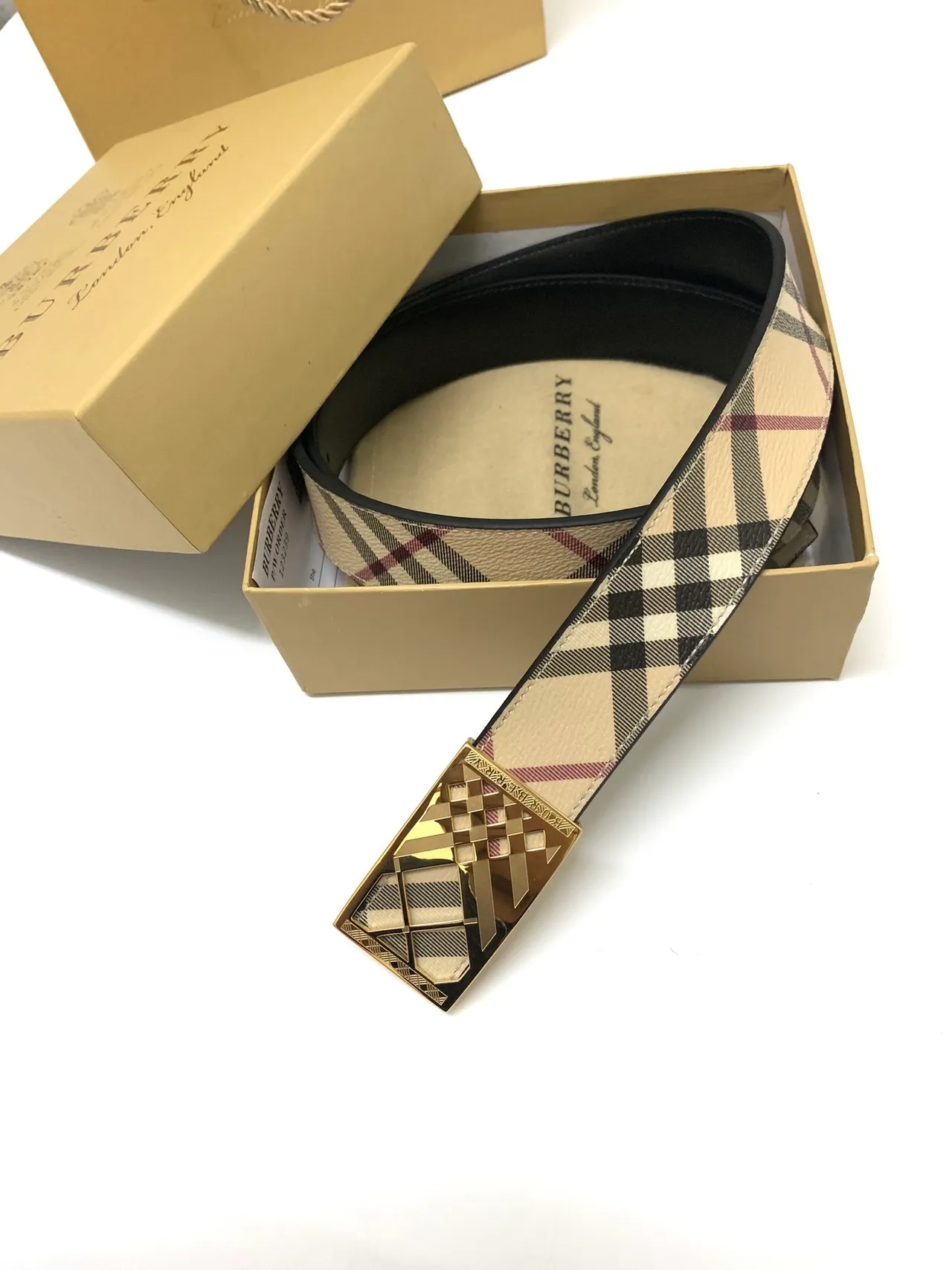Burberry Caballero Casa Cuadros Cinturón de Cuero Dorado 3