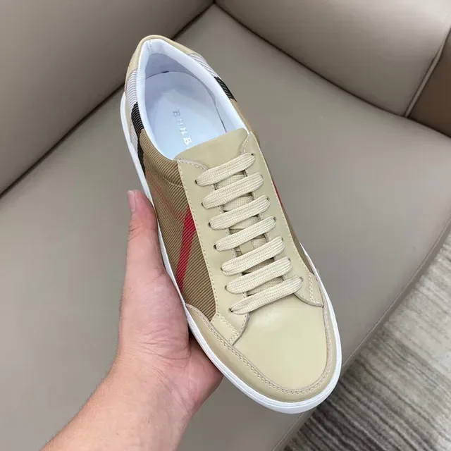 Burberry Lola Beige Red House Check Side Panel Low-Top Silhouette Lifestyle Sneakers 4