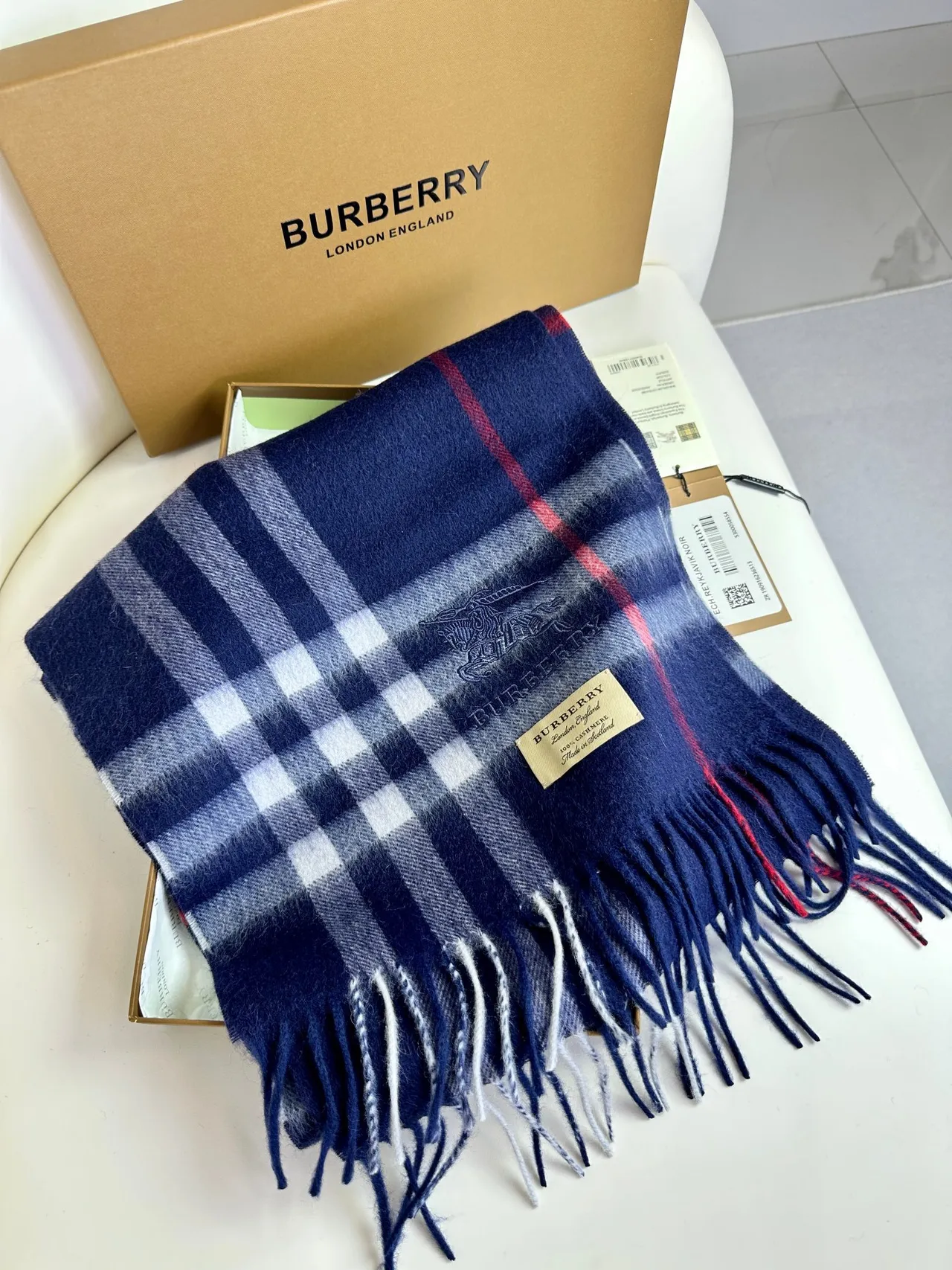 Burberry Reykjavik Noir Nova Check Cashmere Scarf 5
