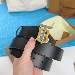 Burberry TB Ceinture Noir Doré Lisse Interlocking Monogram Boucle Ceinture en Cuir