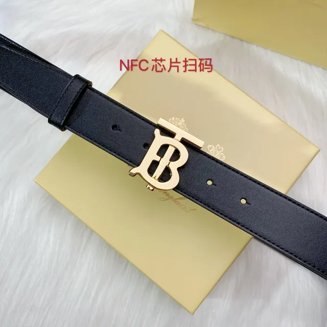 Burberry TB Belt 黑色金色 光滑印花 扣头 皮革腰带 4