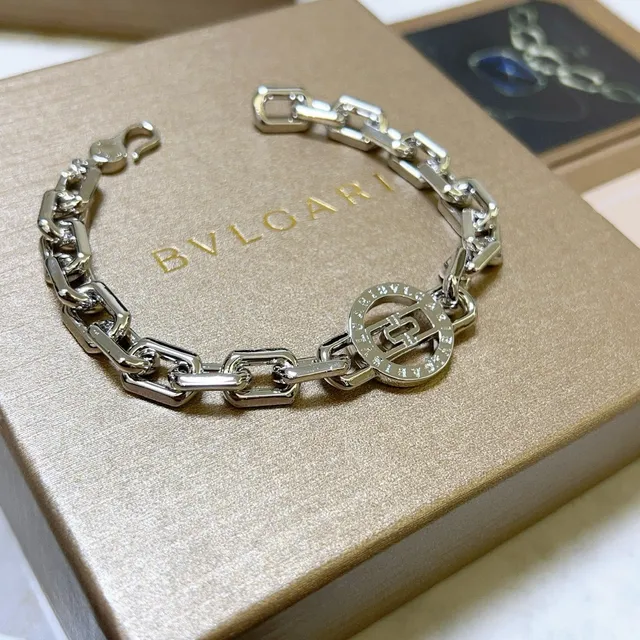 Bvlgari B.zero1 Rock سوارة رابطات سميكة بلون فضي 6