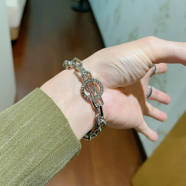 Bvlgari B.zero1 Rock سوارة رابطات سميكة بلون فضي 7