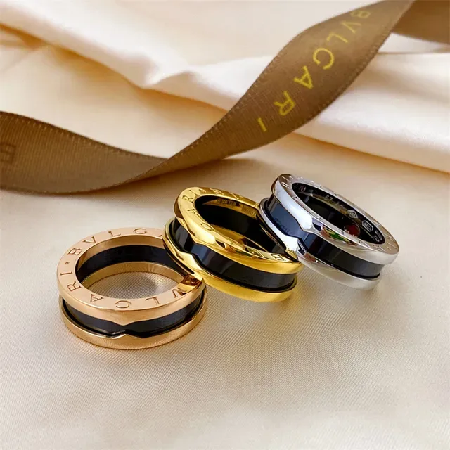 Bvlgari BVLGARI BVLGARI Bague en céramique dorée et noire 3