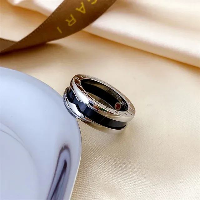 Bvlgari BVLGARI BVLGARI Bague en céramique dorée et noire 4