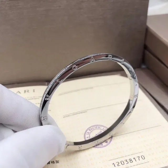 Bvlgari पवे़ क्रिस्टल गुलाबी सोना रिजिड बैंगल ब्रेसलेट 5