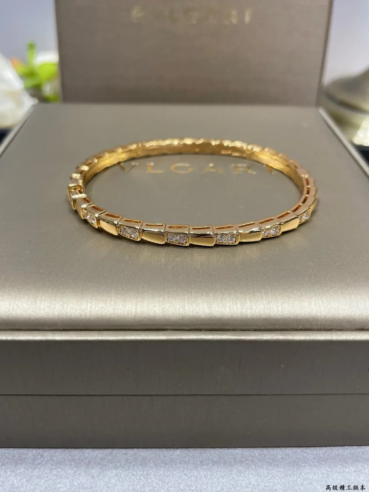 Bvlgari 银金色分段竹节链 Pavé 镶嵌手链 4