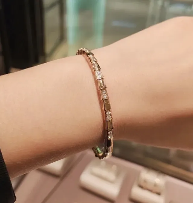 Bvlgari 银金色分段竹节链 Pavé 镶嵌手链 8