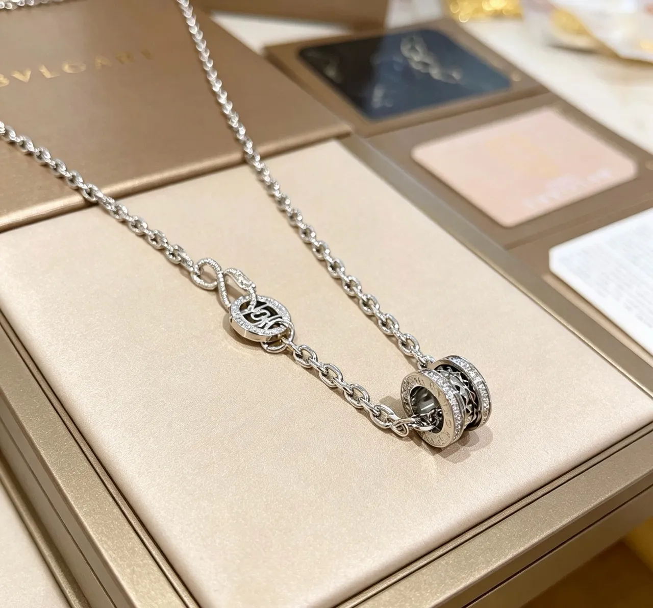 Bvlgari Silver White Chunky Curb Chain Pavé-Set Diamond Bands Necklace 4