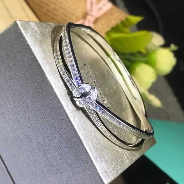 Cartier Juste un Clou Pulsera Doble Banda Pavé Cristal Nudo 5