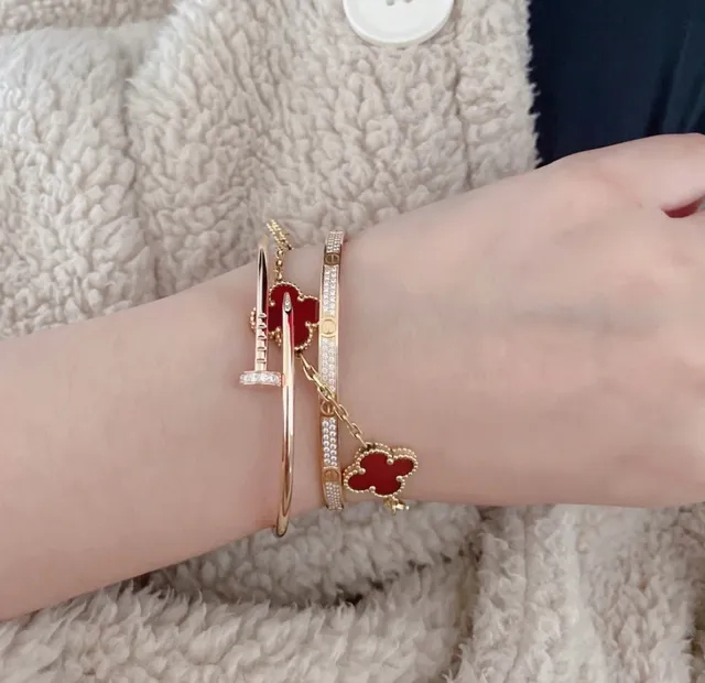 Cartier Juste un Clou Or et Argent Motif tête de clou Pavé-Set Diamants Bracelet 9
