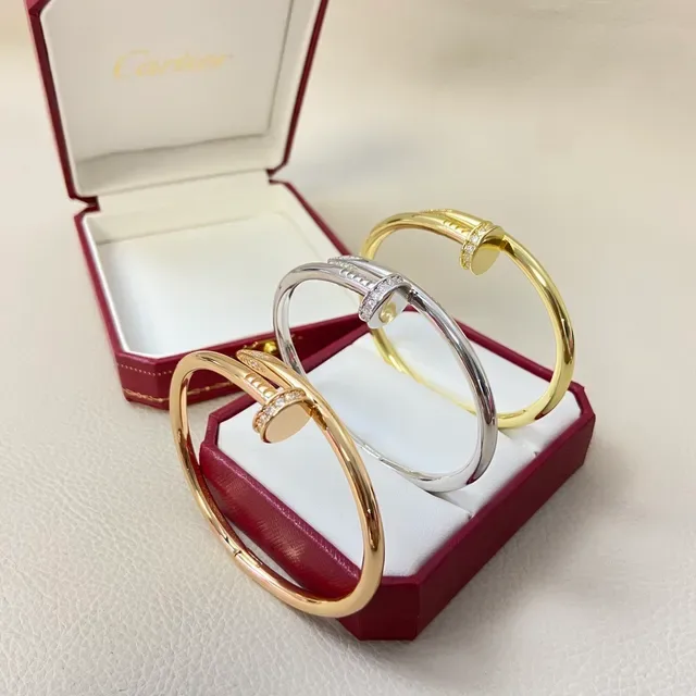 Cartier Juste un Clou Pavé-Set Nail Motif Pulseras 3