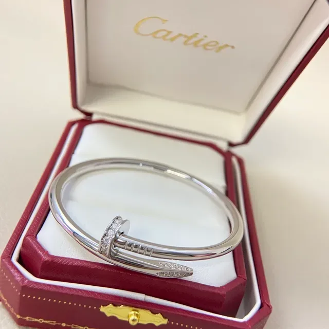 Cartier Juste un Clou Pavé-Set Nail Motif Pulseras 9