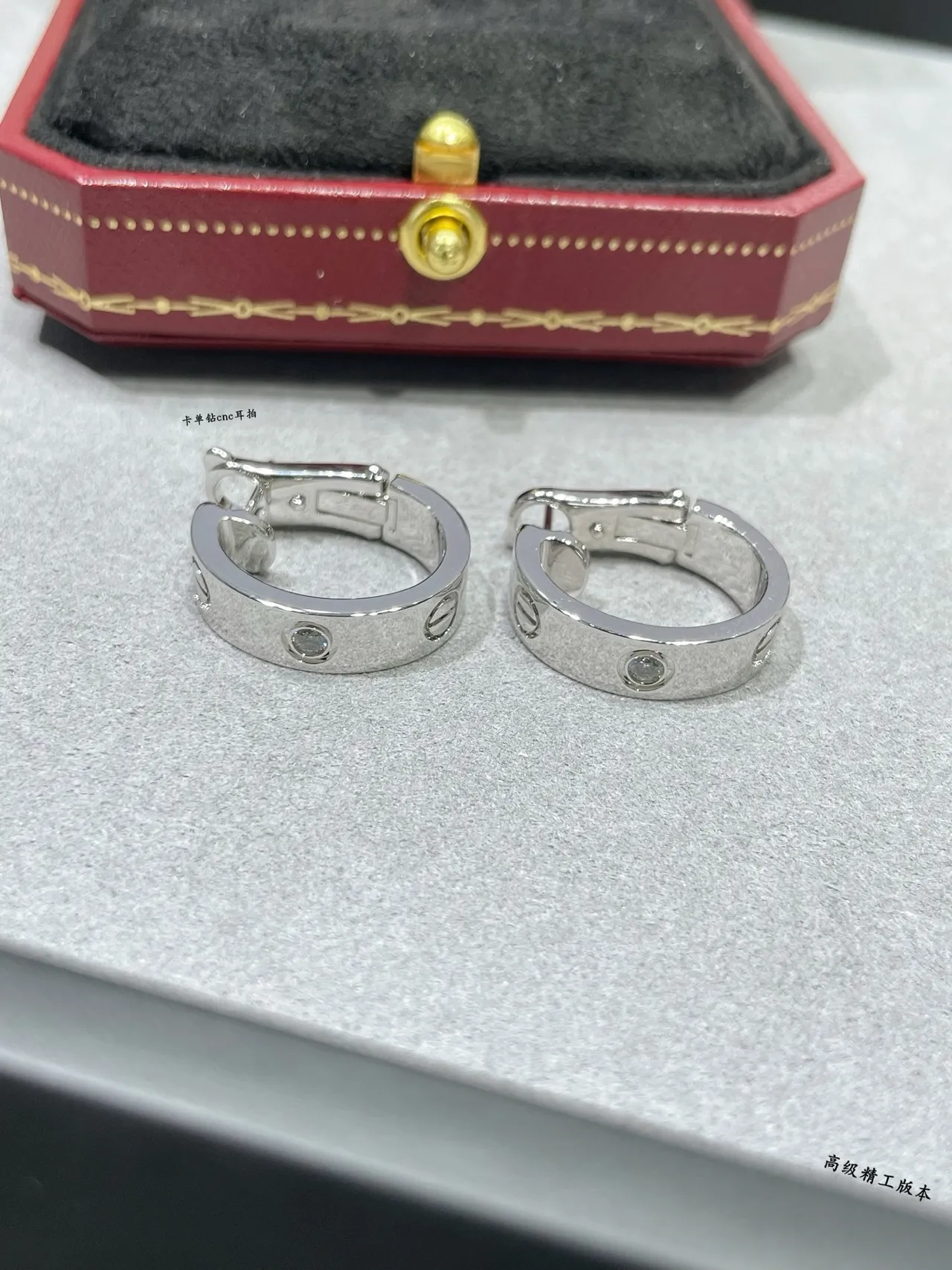 Cartier Love خاتم ذهبي بحجر واحد 3