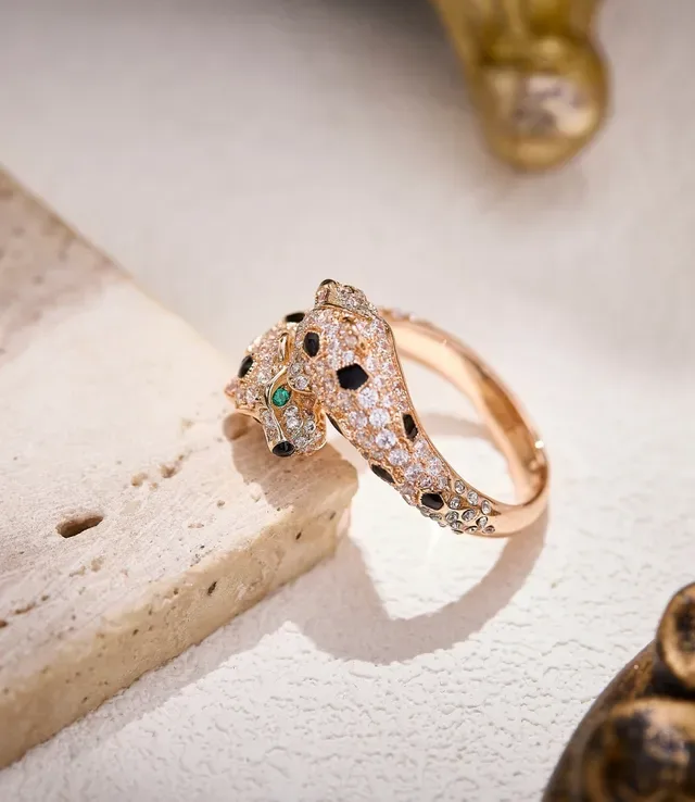 Cartier Panthère Double Panther Head Pavé Diamond Onyx Emerald Ring 6