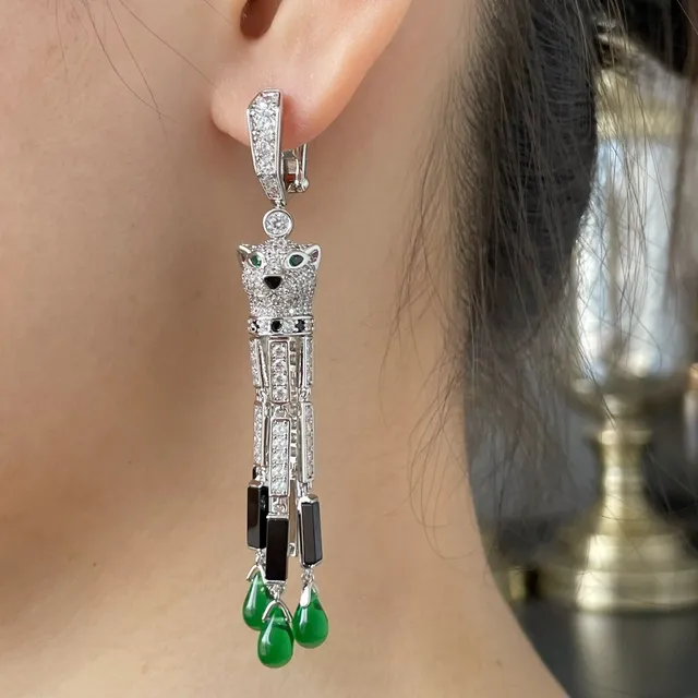 Cartier Panthère بانثر موتيف الماس والكابوشون الأخضر أقراط 6