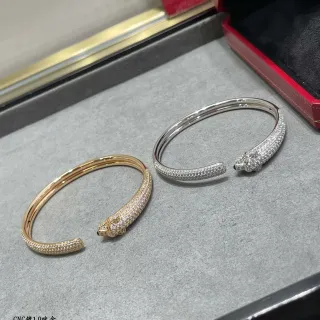 Cartier Panthère Pavé Panther Head أساور مفتوحة