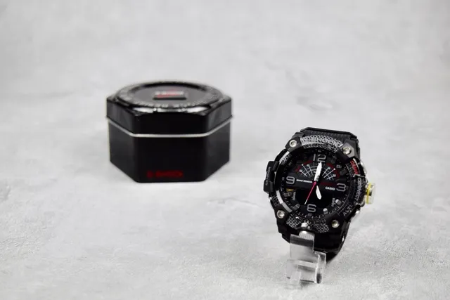 Casio G-Shock Mudmaster Quad Sensor Noir Fibre de Carbone Montre Sport 7