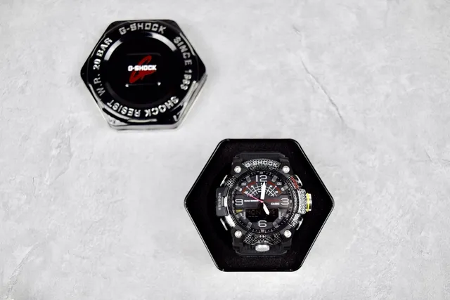 Casio G-Shock Mudmaster Quad Sensor Noir Fibre de Carbone Montre Sport 9