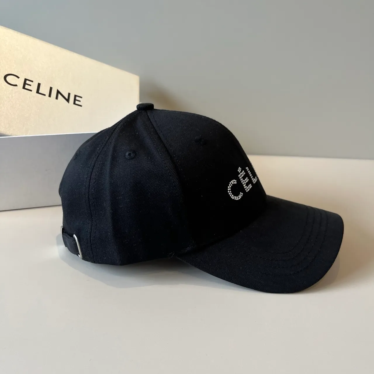 Celine Logo de Cristal Negro Gorra de Béisbol 5