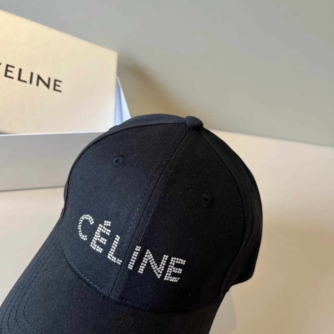 Celine Logo de Cristal Negro Gorra de Béisbol 8