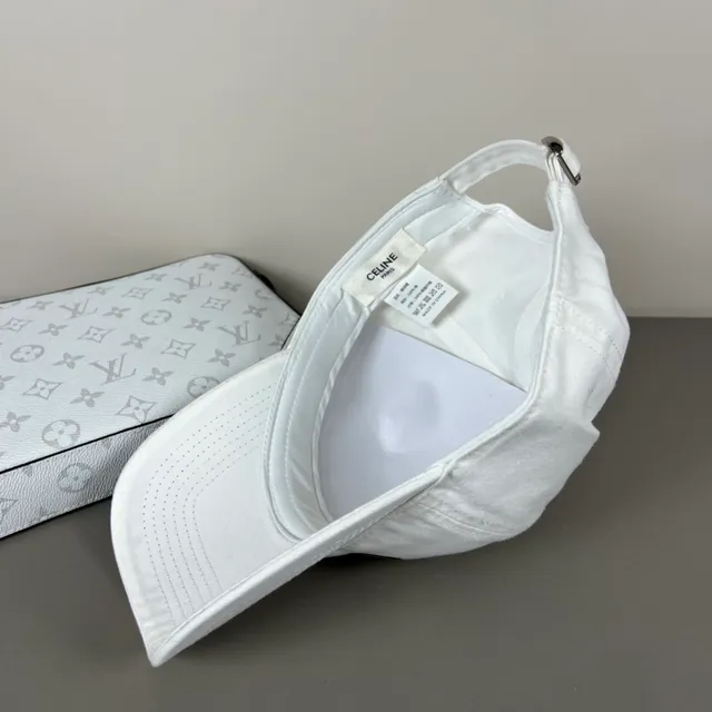 Celine লোগো ক্যাপ খাকি অনস্ট্রাকচার্ড বেসবল ক্যাপ 5