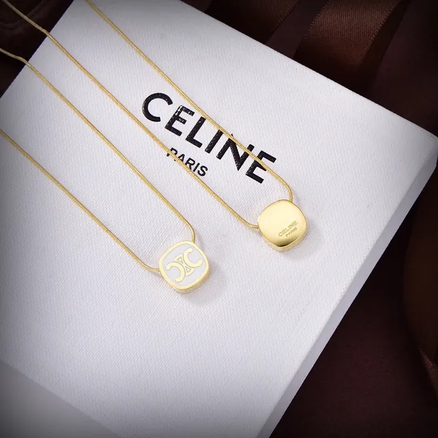 Celine Triomphe सोने की काली चेन अंडाकार Logo पेंडेंट हार 6