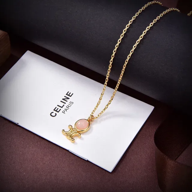 Celine Triomphe قلادة ذهبي اللون وحجر وردي 3