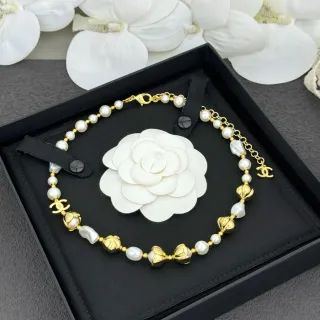 Chanel Camellia قلادة لؤلؤ سلسلة ذهب أبيض قلادة لؤلؤ مستزرعة