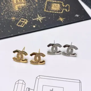 Chanel CC Gold Silver Interlocking Logo Pavé Crystal Setting أقراط