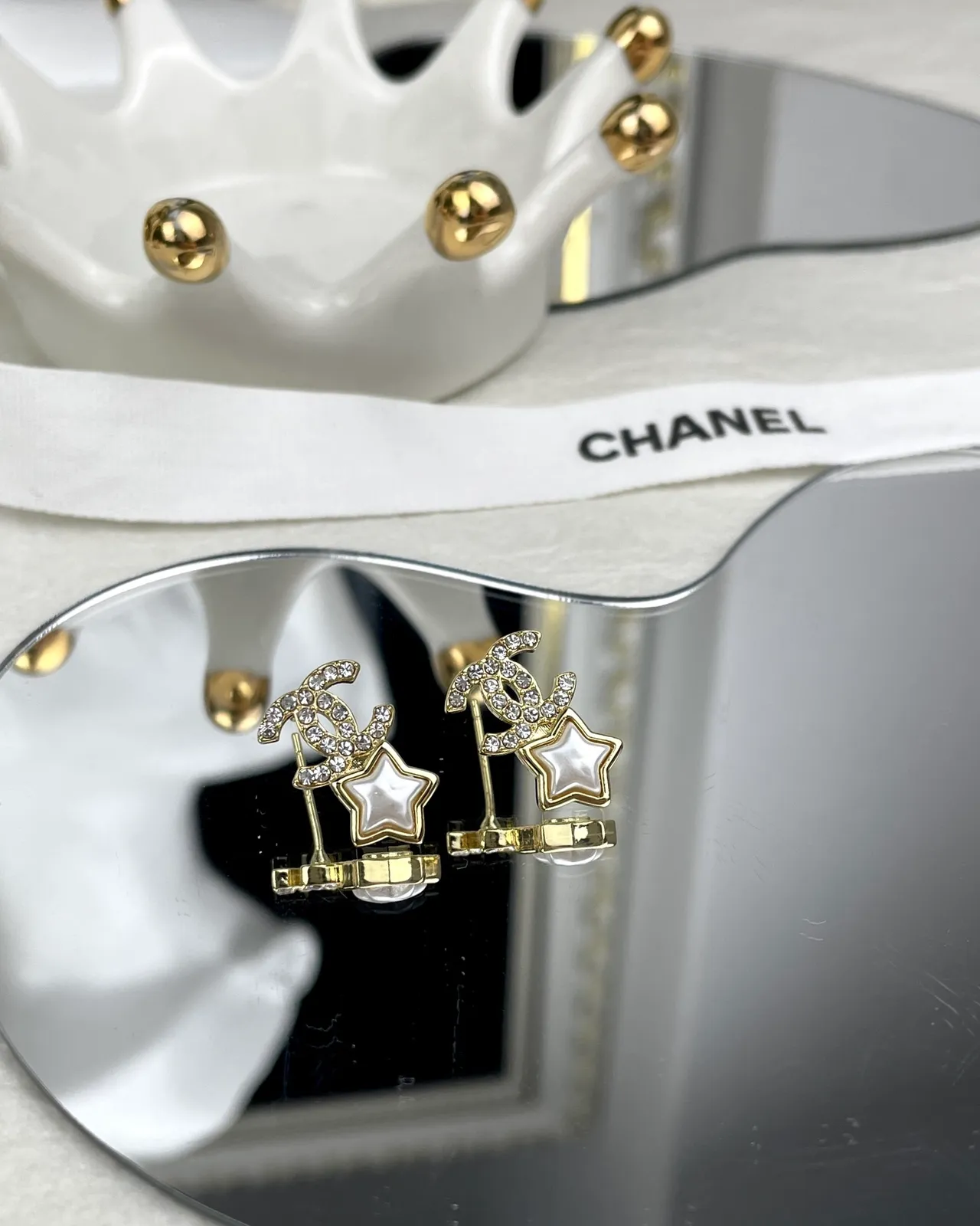Chanel CC Star Boucles d'Oreilles Stud en Cristal et Perle 5