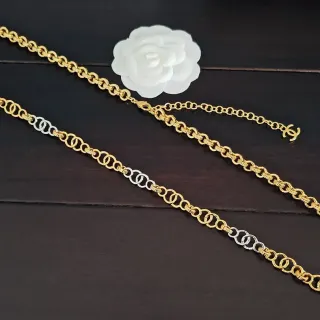 Chanel قلادة سلسلة كلاسيكية ذهبية وفضية ثنائية اللون