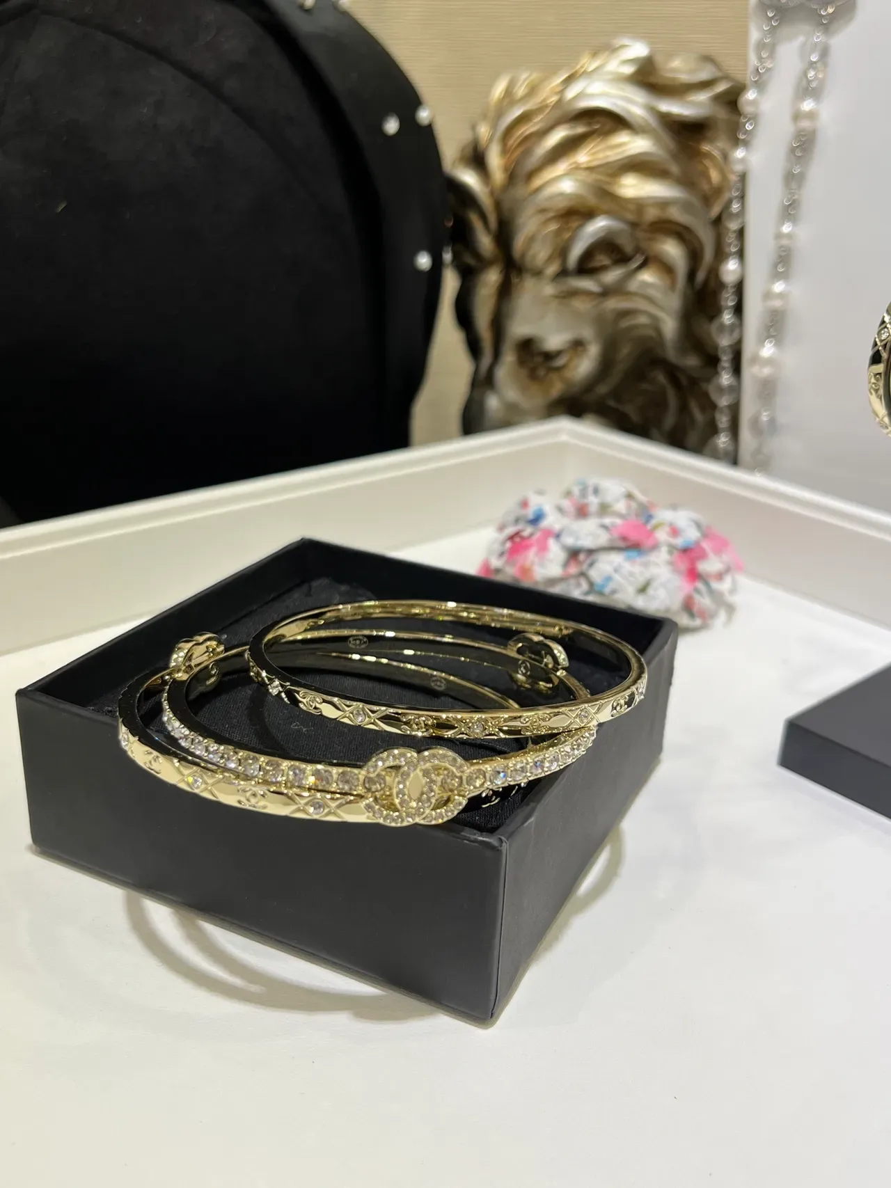 Chanel Coco Crush Gold Transparent Crystal-Embellished Bracelet 9