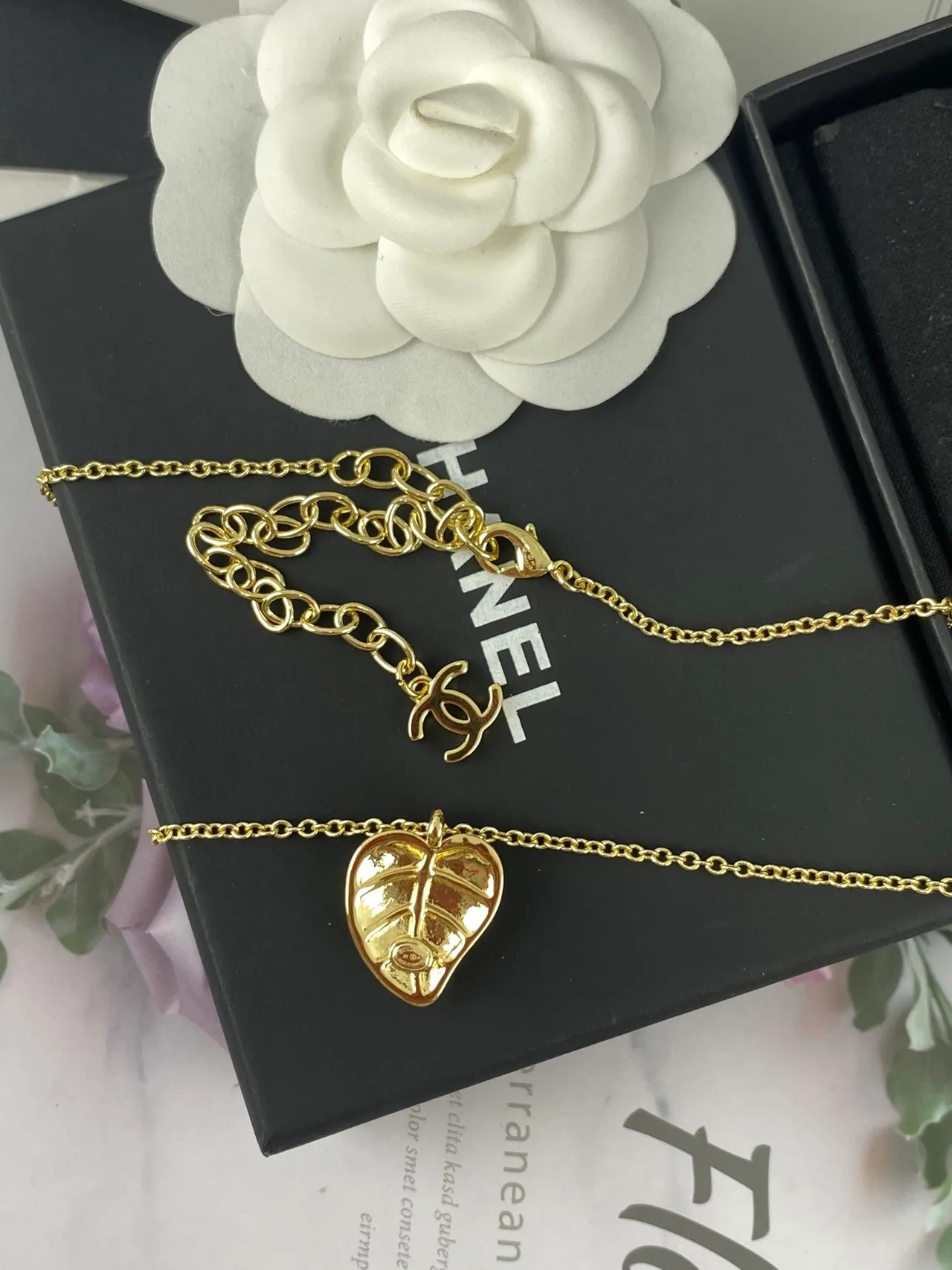 Chanel Gold Black Chain Heart-Shaped Pendant Necklace 4
