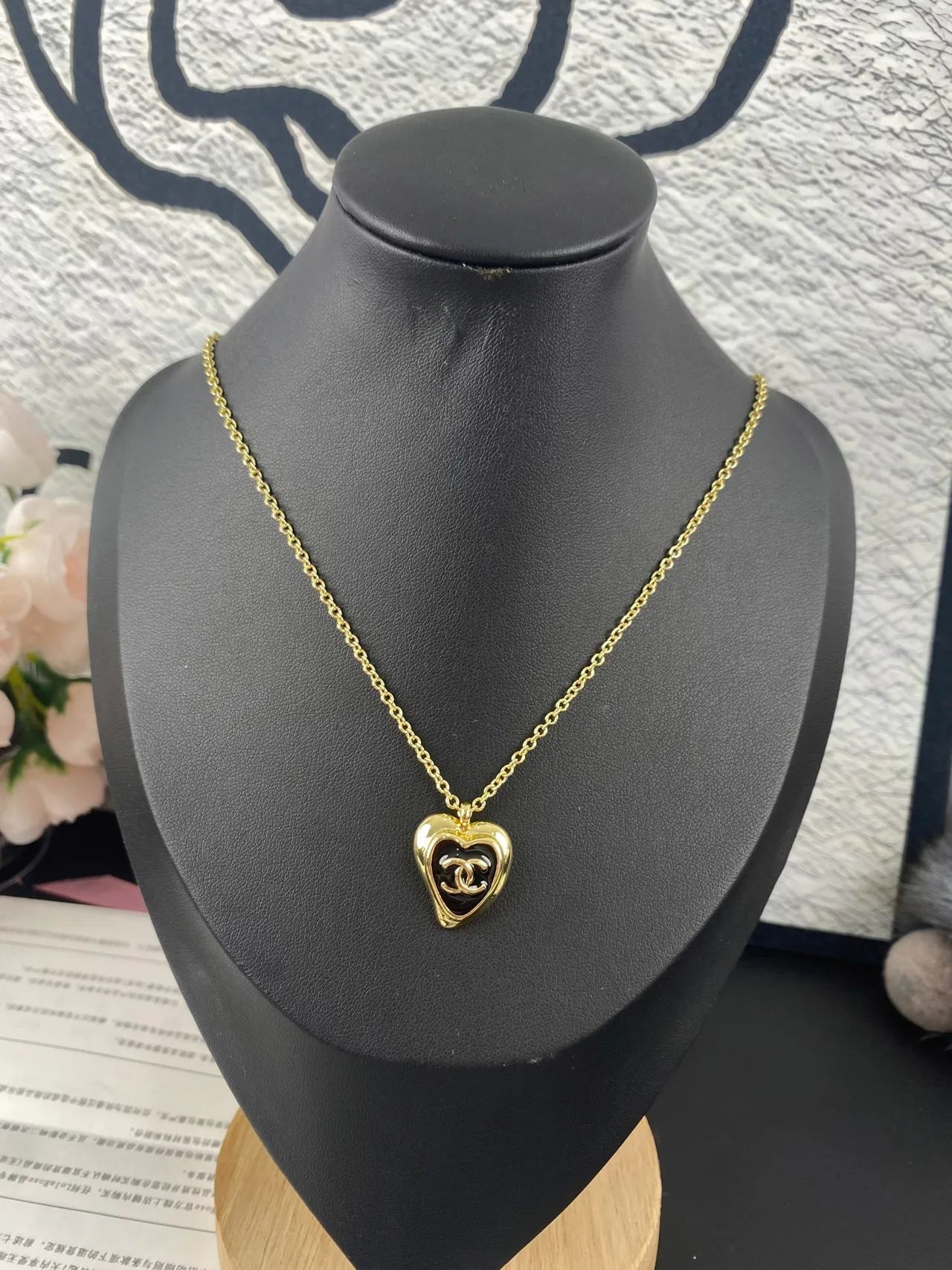 Chanel Gold Black Chain Heart-Shaped Pendant Necklace 9
