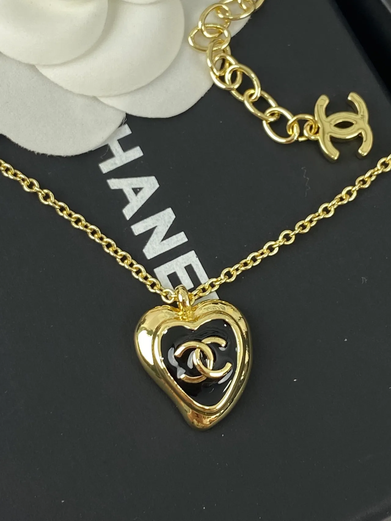 Chanel Gold Black Chain Heart-Shaped Pendant Necklace 10