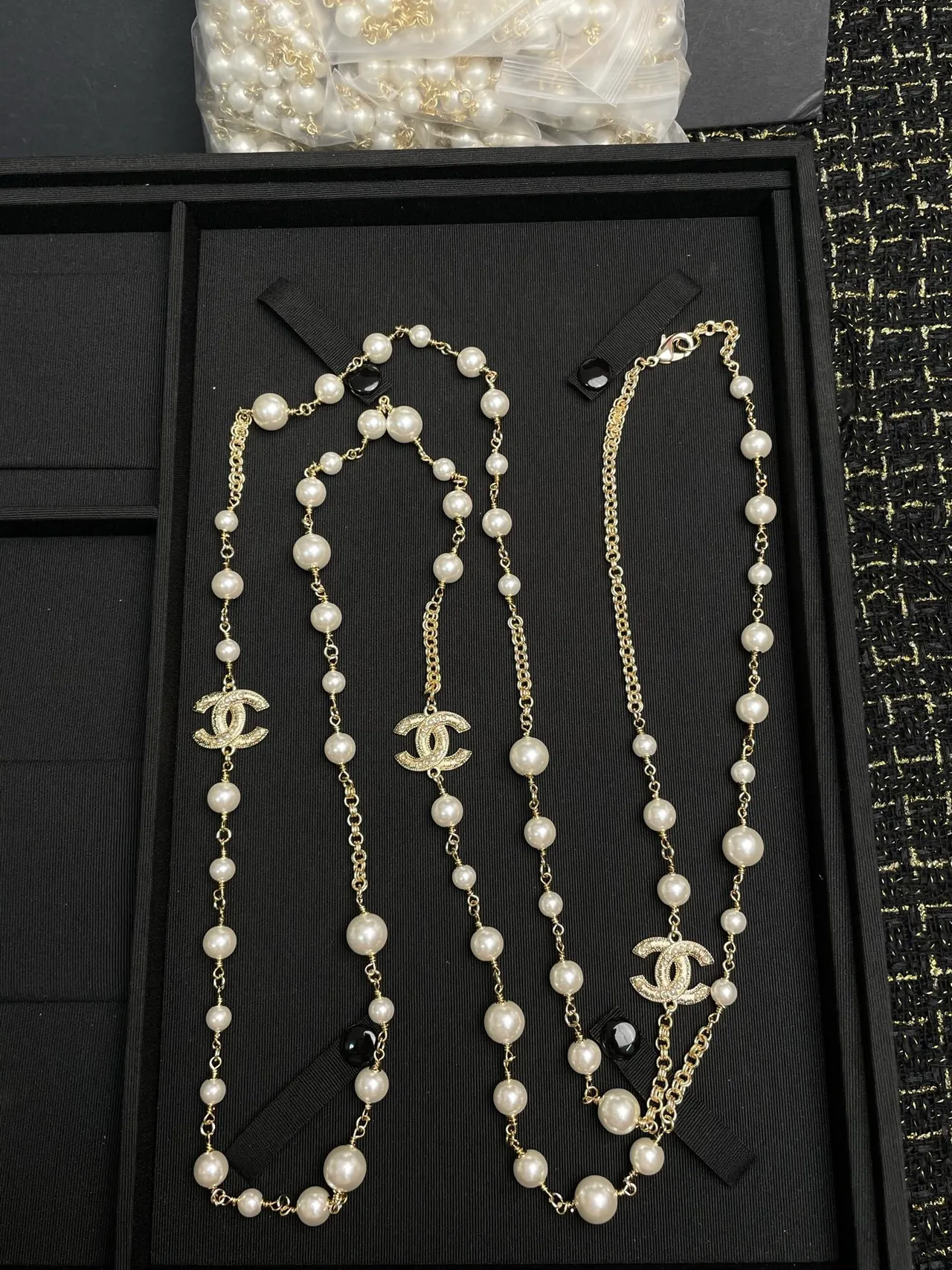 Chanel Pearl Necklace White Gold Logo Pendant Necklace 3