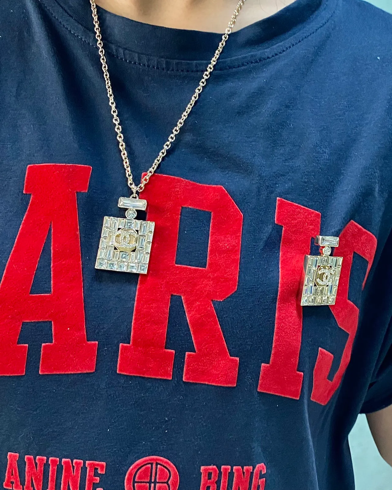 Chanel Pendentif Bouteille de Parfum Chaîne Dorée Transparente Cristal Encrusté Carré Collier 7