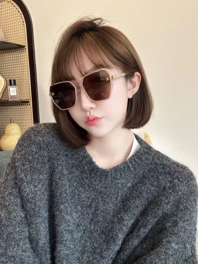 Chanel نظارات شمسية إطار هندسي oversized عدسة تدرجية وردي ذهبي 2