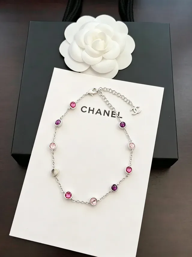 Chanel Silver Pink Chain Round Bezel-Set And Magenta Stones Necklace 7