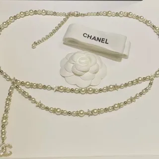 Chanel Collier de Perles Blanches Chaîne d'Argent avec Charme Étoile