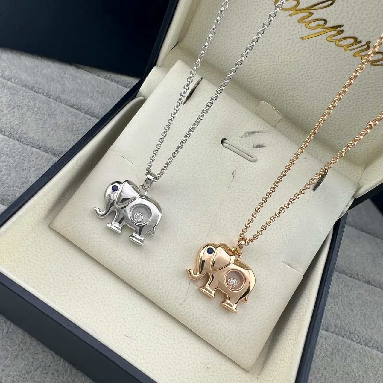 Chopard Happy Elephant فضة ذهب أشكال طافر ماس عنصر قلادة 7